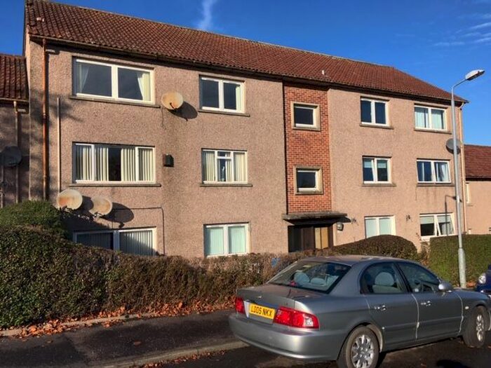 2 Bedroom Flat To Rent In Springfield Drive, Glasgow, G78