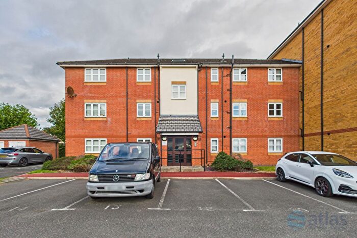 2 Bedroom Flat For Sale In Farnside Court, Aigburth, L17