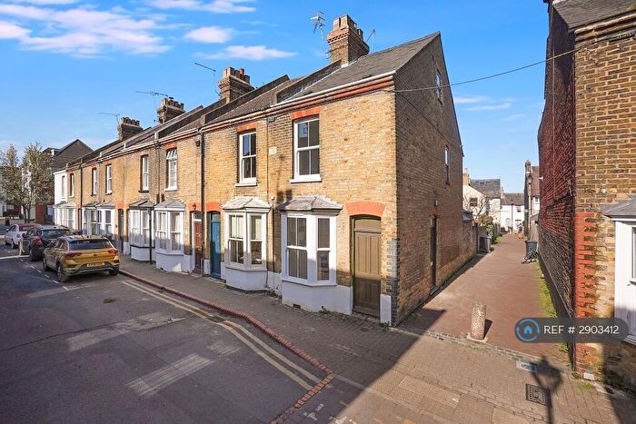 3 Bedroom End Of Terrace House To Rent In St Peters Grove, Canterbury, CT1