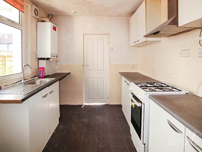 4 Bedroom Property To Rent In Johnson Street, Southall, Middlesex, UB2
