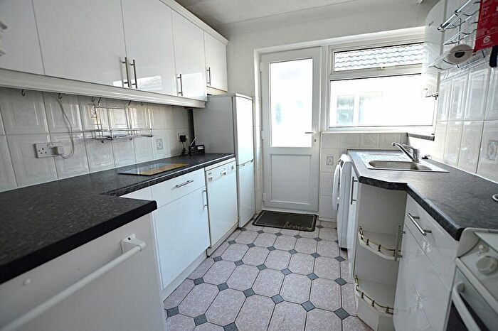 2 Bedroom Semi-Detached Bungalow For Sale In Dudley Road, Plympton, Plymouth, Devon, PL7