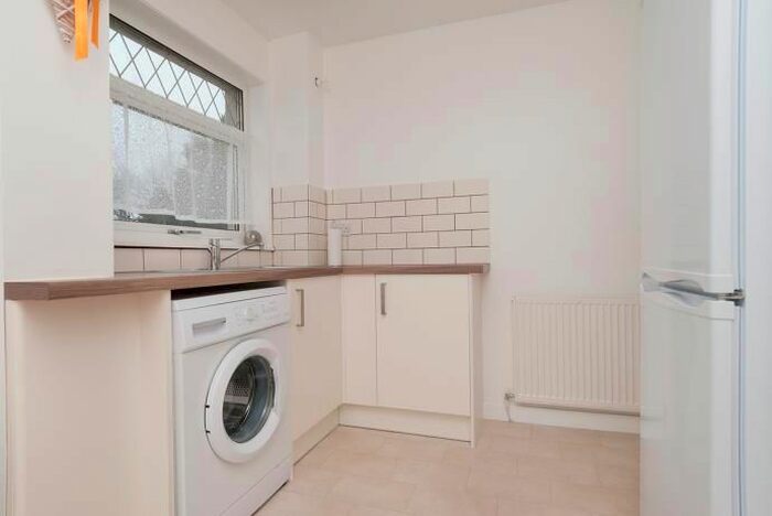 2 Bedroom Flat To Rent In Burnhead Loan, Edinburgh, EH16