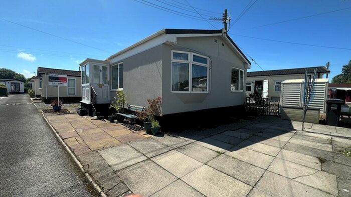 2 Bedroom Park Home For Sale In Hutton Park, Hutton Moor Lane, BS24