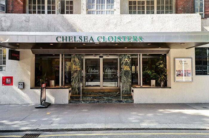 2 Bedroom Flat To Rent In Chelsea Cloisters, Sloane Avenue, London, SW3