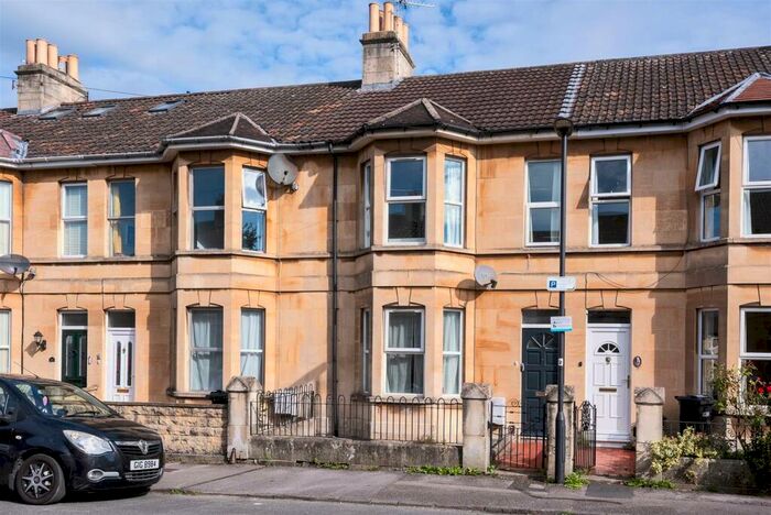 6 Bedroom Terraced House To Rent In Victoria Road, Bath, BA2