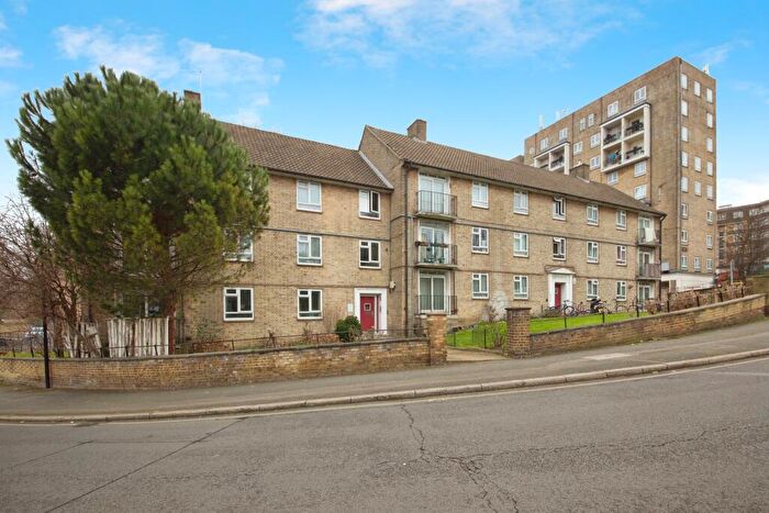4 Bedroom Apartment To Rent In Swiss Cottage, NW6