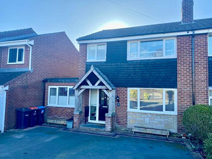 3 Bedroom Semi-Detached House For Sale In Shores Green Drive, Wincham, CW9