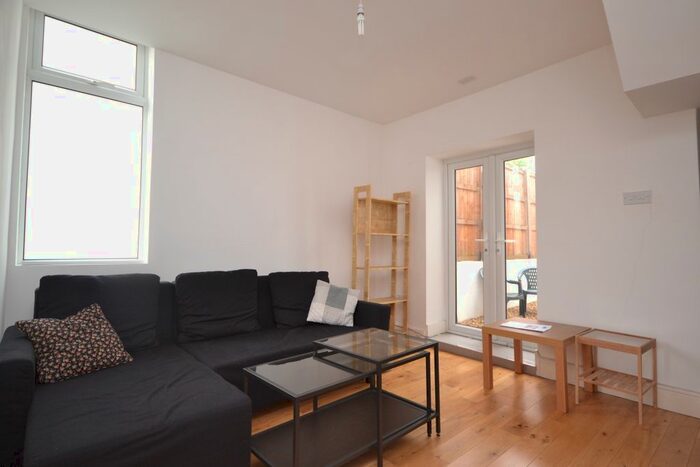 1 Bedroom Flat To Rent In Pembroke Road, Muswell Hill, London N10
