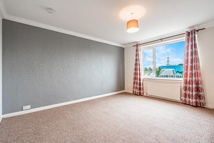 2 Bedroom Apartment To Rent In Alexander Avenue, Falkirk, Stirling, FK2