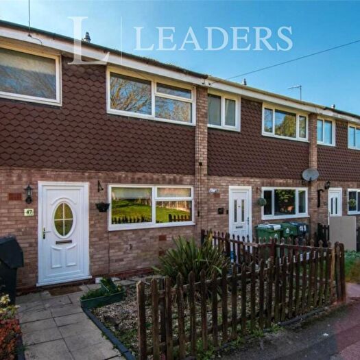 3 Bedroom Terraced House To Rent In Chadcote Way, Catshill, B61