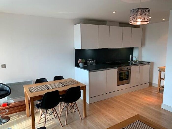 2 Bedroom Apartment To Rent In Galleon Way, Cardiff, CF10