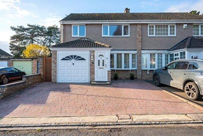3 Bedroom Semi-Detached House For Sale In The Hornbeams, Kempston, Bedford, Bedfordshire, MK42