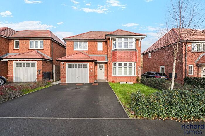 4 Bedroom Detached House For Sale In Berryfield, Swindon, SN3