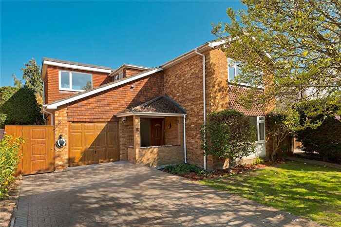 4 Bedroom Detached House To Rent In Camm Gardens, Thames Ditton, Surrey, KT7