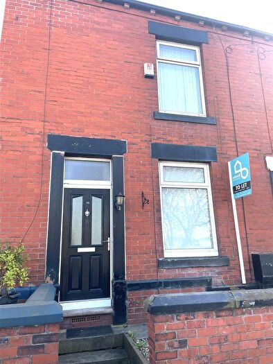 2 Bedroom Property To Rent In High Barn Street, Royton, Oldham, OL2