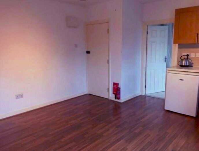 1 Bedroom Studio To Rent In Christchurch Avenue, Harrow HA3