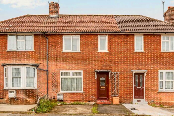 3 Bedroom Terraced House To Rent In Westcott Crescent, Hanwell, London, W7