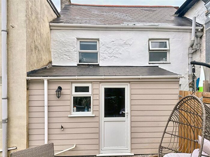 3 Bedroom Property For Sale In Fore Street, Constantine, Falmouth, TR11