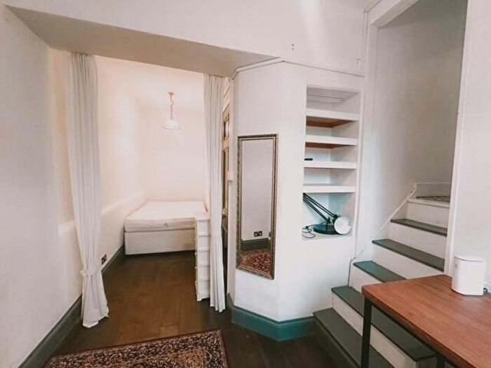 Studio To Rent In Lansdown Place, Clifton, BS8