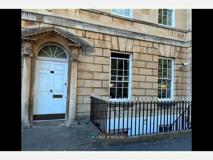 2 Bedroom Flat To Rent In Portland Square, Bristol, BS2