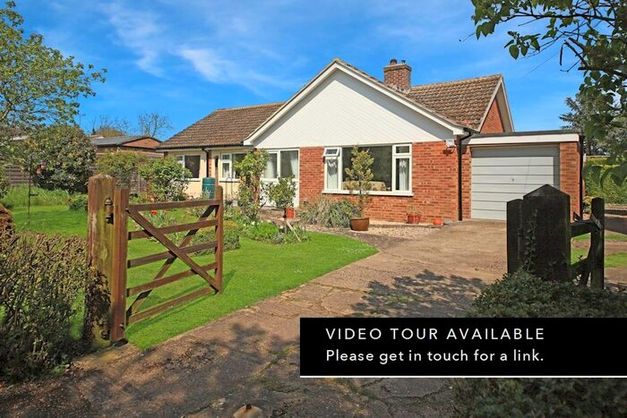 4 Bedroom Detached Bungalow For Sale In Glebe Close, Toft, Cambridge, CB23