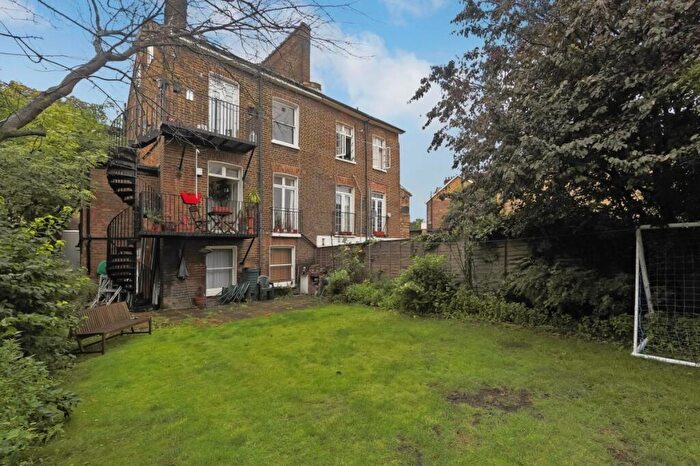 1 Bedroom Apartment For Sale In Stock Orchard Crescent, Islington, London, N7