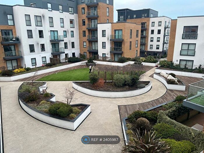 1 Bedroom Flat To Rent In Kennet Island, Reading, RG2