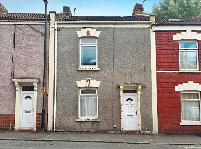 2 Bedroom Terraced House For Sale In Hanover Street, Barton Hill, Bristol, BS5