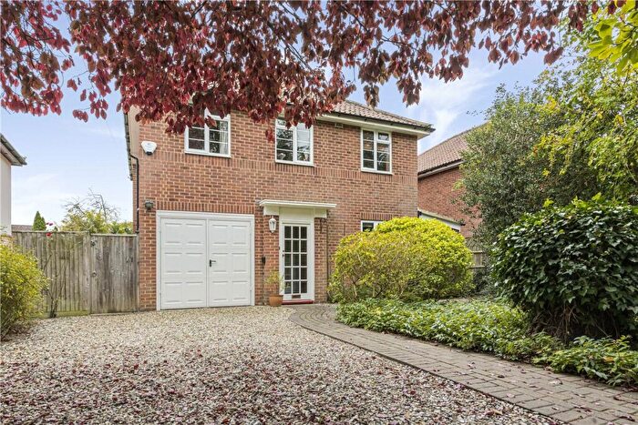 4 Bedroom Detached House For Sale In Five Mile Drive, Oxford, Oxfordshire, OX2