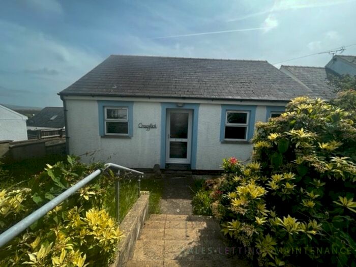 2 Bedroom Semi-Detached Bungalow To Rent In Precelly Crescent, Stop And Call, Goodwick, SA64