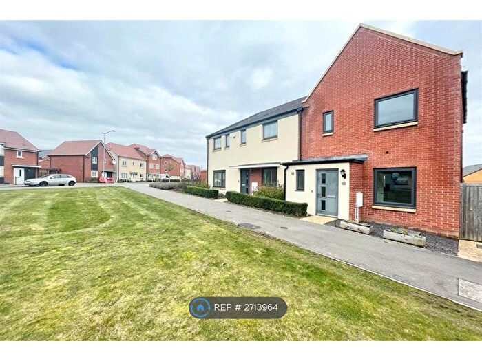 3 Bedroom Semi Detached House To Rent In Trinity Way, Basingstoke, RG24