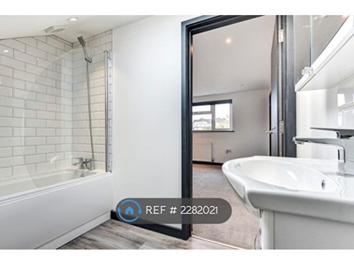 5 Bedroom Semi-Detached House To Rent In Falmer Gardens, Brighton, BN2