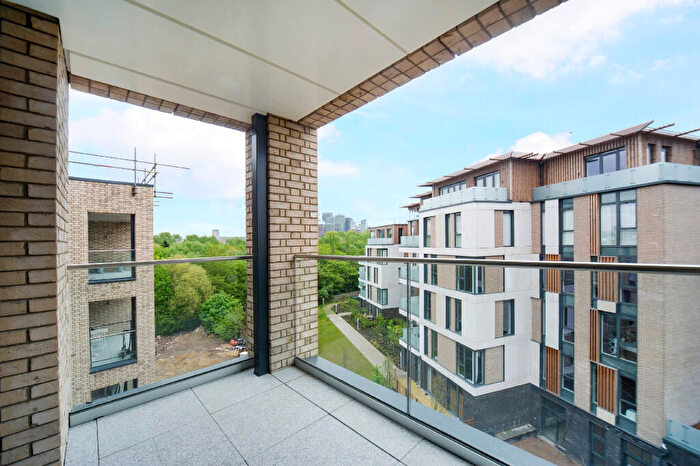 1 Bedroom Apartment For Sale In Claremont House, Quebec Way, London, SE16