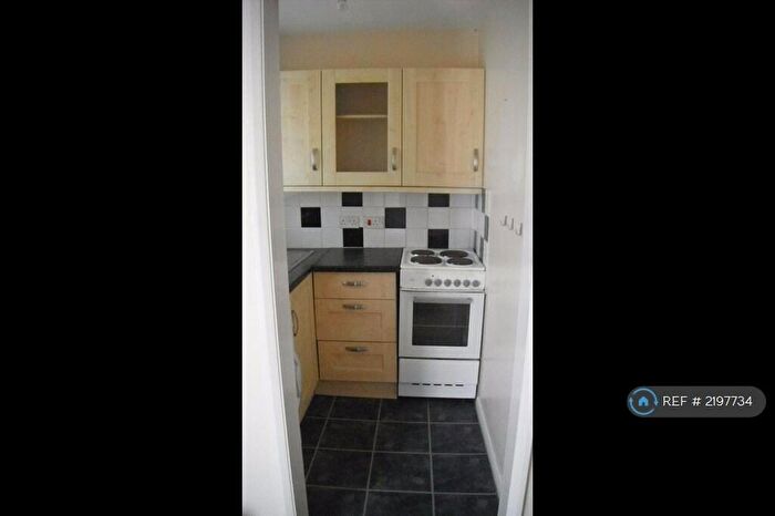 1 Bedroom Flat To Rent In Churchill Avanue, Aylesbury, HP21