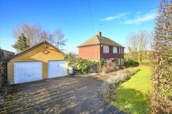 3 Bedroom Detached House For Sale In Meadow Cottage, Pluckley Road, Charing, TN27