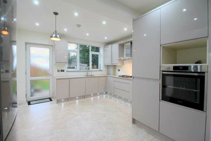 3 Bedroom Semi-Detached House To Rent In Eastern Avenue, Eastcote, HA5