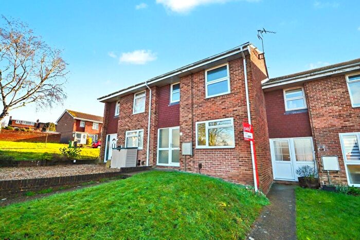 3 Bedroom Terraced House For Sale In Kings Worthy, SO23