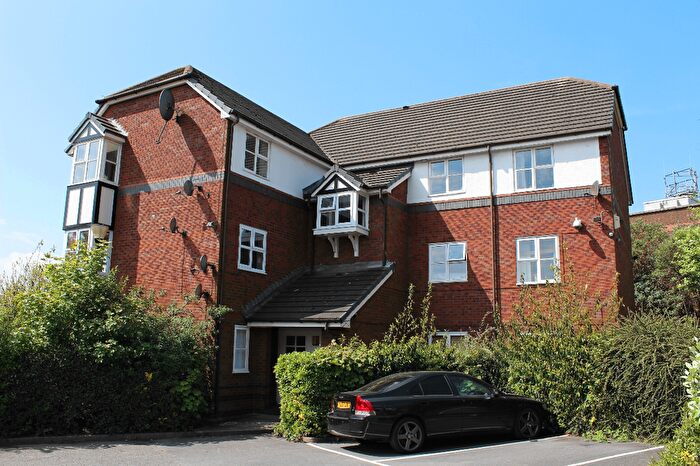 2 Bedroom Flat To Rent In Burroughs Gardens, Liverpool, L3