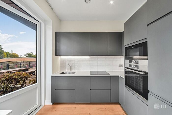 Studio To Rent In Zinc Street, London, E15