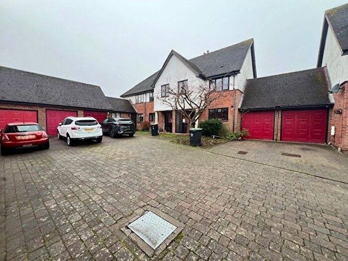 3 Bedroom Terraced House To Rent In Barley Court, Saffron Walden, CB11