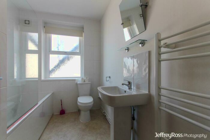 8 Bedroom Private Hall To Rent In Richmond Road, Roath, CF24