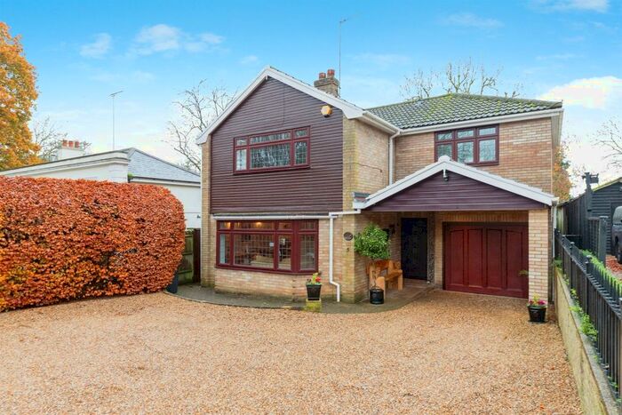 4 Bedroom Detached House For Sale In Newgate Street Village, Newgate Street, Hertford, SG13