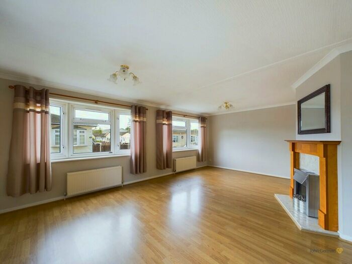 2 Bedroom Detached Bungalow For Sale In Patterdale Road, Alvaston, Derby, DE24