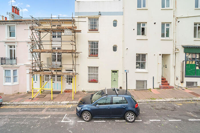 3 Bedroom Terraced House For Sale In Temple Street, Brighton, BN1
