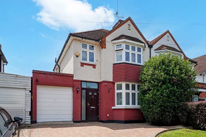 3 Bedroom Semi Detached House For Sale In Pinner, Greater London, HA5