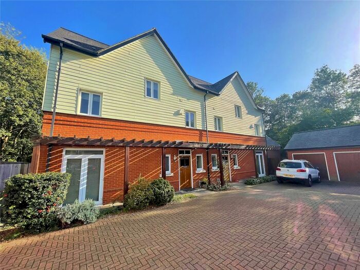 4 Bedroom Semi-Detached House To Rent In Princess Mary Close, Guildford, Surrey, GU2