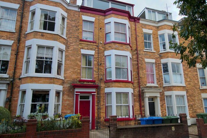 1 Bedroom Flat To Rent In Trafalgar Square, Scarborough, YO12