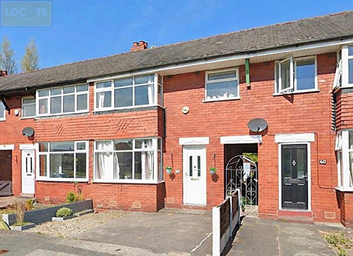3 Bedroom Terraced House For Sale In Amersham Close, Davyhulme, M41