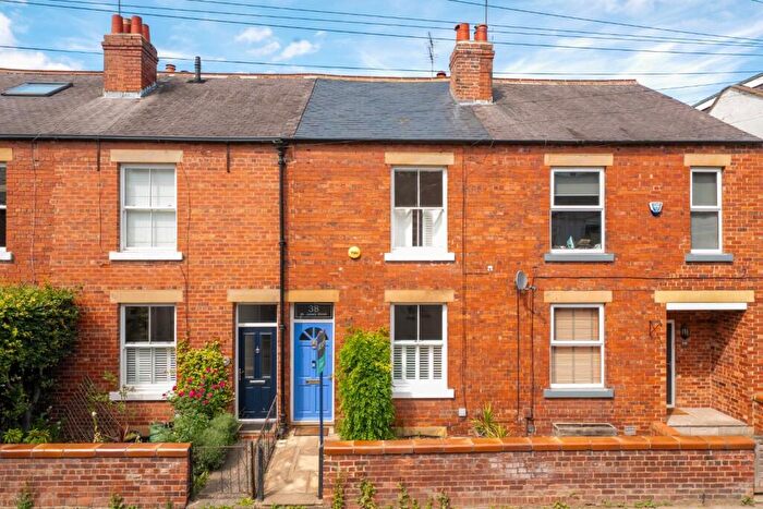 2 Bedroom Terraced House For Sale In St James Street, Wetherby, LS22
