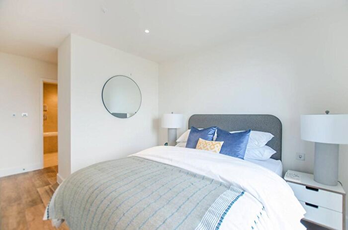 1 Bedroom Flat To Rent In Union Wharf, Greenwich, London, SE8